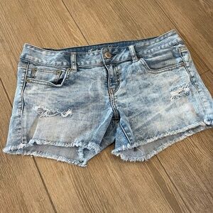 American Eagle Outfitters Distressed Women's Shorts - size 10